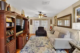 209 Sawtooth Dr, Valrico, FL 33594 - Photo 6