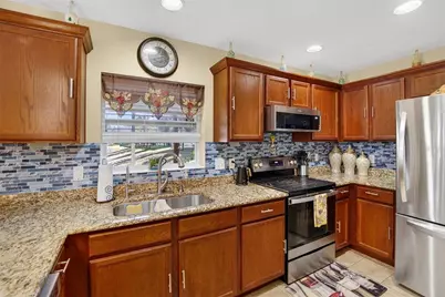 209 Sawtooth Drive, Valrico, FL 33594 - Photo 12