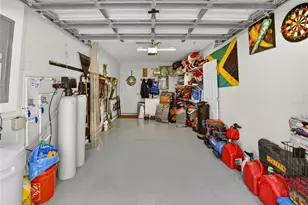 209 Sawtooth Dr, Valrico, FL 33594 - Photo 32