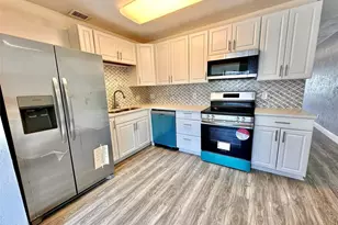 2431 Canadian Way, Clearwater, FL 33763 - Photo 10