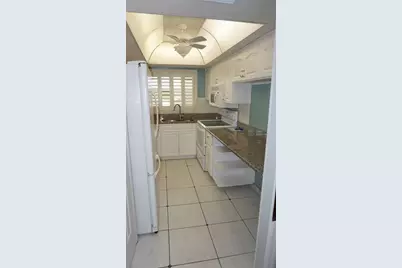 300 Sixty Fourth Avenue #322, Saint Pete Beach, FL 33706 - Photo 12