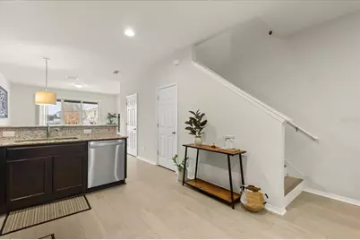 4909 White Sanderling Court, Tampa, FL 33619 - Photo 4