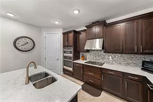 34155 Evergreen Hill Ct, Wesley Chapel, FL 33545 - Photo 10