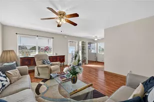 201 Bedford Trail, Sun City Center, FL 33573 - Photo 8