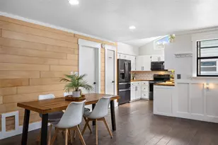 12756 Poinsettia Ave, Seminole, FL 33776 - Photo 14