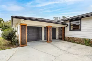 12756 Poinsettia Ave, Seminole, FL 33776 - Photo 2