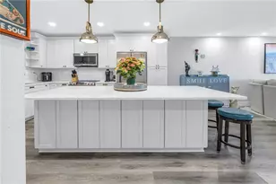 800 Madonna Blvd, Tierra Verde, FL 33715 - Photo 8