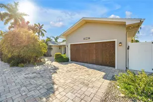 2890 Alton Dr, Saint Pete Beach, FL 33706 - Photo 70