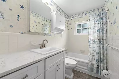 9032 Bay Street NE, Saint Petersburg, FL 33702 - Photo 22