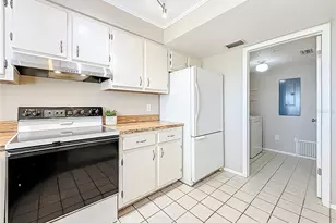 9209 Seminole Blvd, Seminole, FL 33772 - Photo 16
