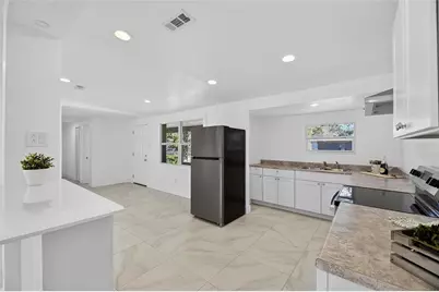 3722 E Idlewild Avenue, Tampa, FL 33610 - Photo 12