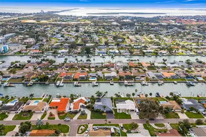 3912 46th Avenue S, Saint Petersburg, FL 33711 - Photo 94