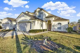 30609 Tremont Dr, Wesley Chapel, FL 33543 - Photo 26