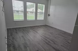 30517 Pecan Valley Loop, Wesley Chapel, FL 33543 - Photo 6