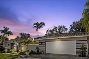 720 Brightwaters Blvd NE, Saint Petersburg, FL 33704 - Photo 36