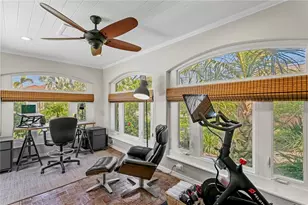 720 Brightwaters Blvd NE, Saint Petersburg, FL 33704 - Photo 16