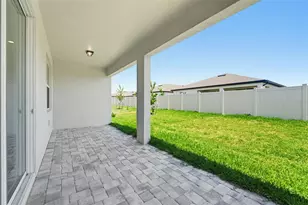 33425 Herds Hallow Wy, Wesley Chapel, FL 33545 - Photo 16