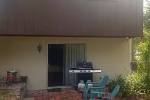 528 Lantern Cir, Temple Terrace, FL 33617 - Photo 20