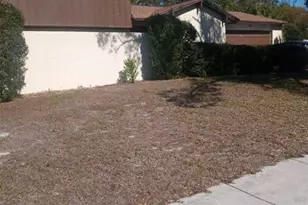 528 Lantern Cir, Temple Terrace, FL 33617 - Photo 26