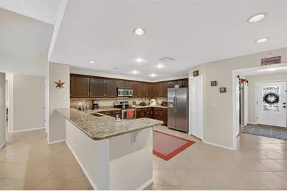 9410 Pebble Glen Avenue, Tampa, FL 33647 - Photo 10