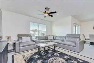 2763 Widewater Wy, Zephyrhills, FL 33541 - Photo 28