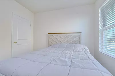 2763 Widewater Way, Zephyrhills, FL 33541 - Photo 12