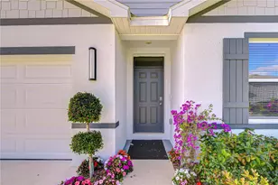 2763 Widewater Wy, Zephyrhills, FL 33541 - Photo 4