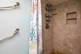 4775 Cove Cir, Saint Petersburg, FL 33708 - Photo 24