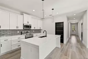 2956 W Higgins Pl, Dunnellon, FL 34433 - Photo 6