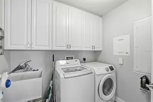 521 Mandalay Ave, Clearwater Beach, FL 33767 - Photo 32