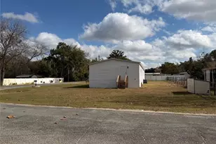 28834 Hubbard St, Leesburg, FL 34748 - Photo 4