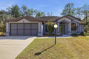 1724 E McKinley St, Hernando, FL 34442 - Photo 1