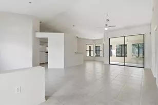 1724 E McKinley St, Hernando, FL 34442 - Photo 2