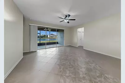 2415 Cumberland Cliff Drive, Ruskin, FL 33570 - Photo 16