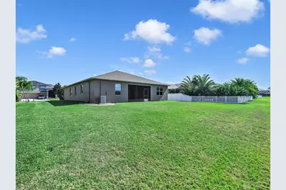 2415 Cumberland Cliff Drive, Ruskin, FL 33570 - Photo 32