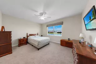 2415 Cumberland Cliff Dr, Ruskin, FL 33570 - Photo 18