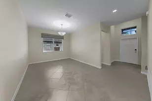 2415 Cumberland Cliff Dr, Ruskin, FL 33570 - Photo 12