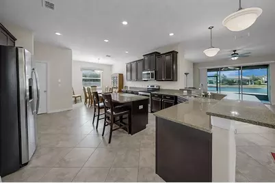 2415 Cumberland Cliff Drive, Ruskin, FL 33570 - Photo 4