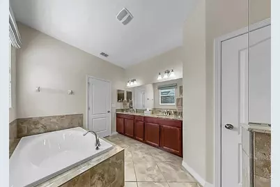 2415 Cumberland Cliff Drive, Ruskin, FL 33570 - Photo 22