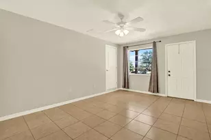 11404 N 52nd St, Tampa, FL 33617 - Photo 22