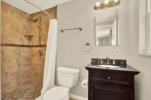 11404 N 52nd St, Tampa, FL 33617 - Photo 20