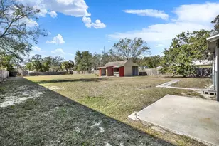 11404 N 52nd St, Tampa, FL 33617 - Photo 24