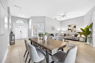 9608 Woodbay Dr, Tampa, FL 33626 - Photo 10