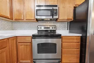 15204 Monet Dr, Tampa, FL 33613 - Photo 22