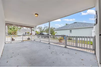 15204 Monet Drive, Tampa, FL 33613 - Photo 4