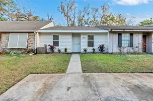 805 Darby Ln, Brooksville, FL 34601 - Photo 1