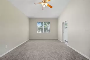 11724 Holly Creek Dr, Riverview, FL 33569 - Photo 16