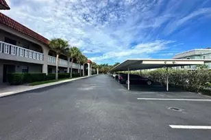 1750 Belleair Forest Dr, Belleair, FL 33756 - Photo 2