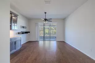 4734 White Sanderling Ct Ct, Tampa, FL 33619 - Photo 4