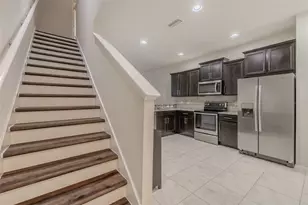 4734 White Sanderling Ct Ct, Tampa, FL 33619 - Photo 12